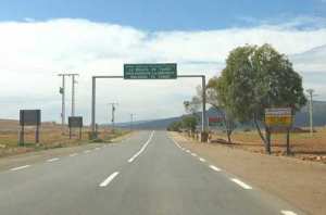 والي تيارت يشدّد على إعادة توزيع مناصب النشاط الاجتماعي