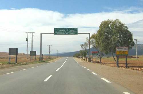 والي تيارت يشدّد على إعادة توزيع مناصب النشاط الاجتماعي