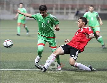 Korichi accuse les clubs