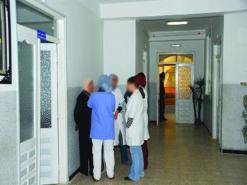 خلال شهر واحد فقط               مستشفى وهران يستقبل 85 ضحية اعتداء بالسيوف والخناجر