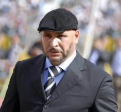 العميد يراهن على نقطة التعادل              زكري في خرجة الوداع بتيزي وزو