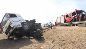 مصرع شخص وإصابة آخر في حادث مرور بالطريق السيار بغليزان