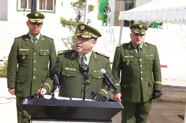 Le général Ghali Belkessir nommé à la tête du commandement régional de Blida