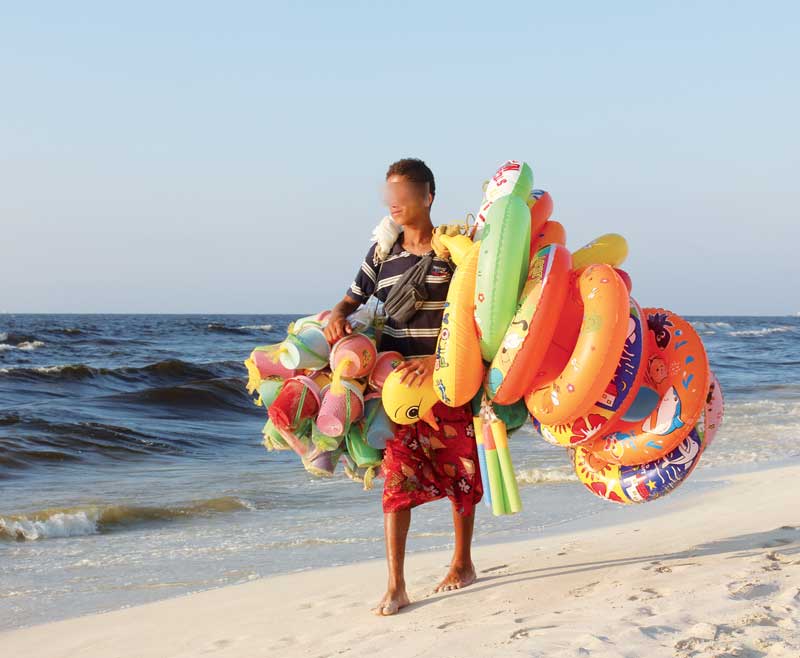 التجارة الموسمية تنتعش بشواطئ الكورنيش الوهراني