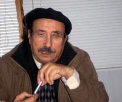 عطب تقني يمنع الحضور من متابعة شريط مصور لآخر أيام الفقيد عنابة تسدل الستار على تذكارية الراحل الطاهر وطار