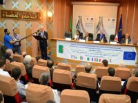 Lancement d'un jumelage institutionnel entre l'Algérie, la France et l'Italie