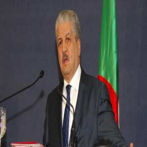 Sellal annule le projet de la cimenterie d'Ighzar n'Taga à Batna