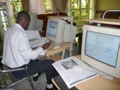 51 قرار غلق لمقاهي أنترنت تنشط دون ترخيص بتبسة