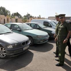 يتزوج بصاحبة وكالة سيارات عرفيا بهوية مزيفة ليستولي على سيارتين               شبكة وطنية لتهريب السيارات أمام العدالة في بومرداس
