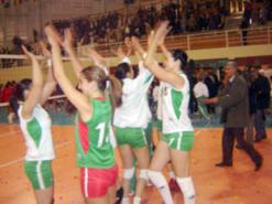 كأس الجزائر سيدات للكرة الطائرة              البليدة تحتضن النهائي بين المجمع البترولي وناصرية بجاية