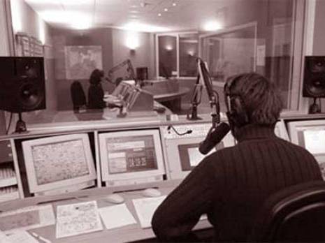 Nâama - Les radios locales en conclave