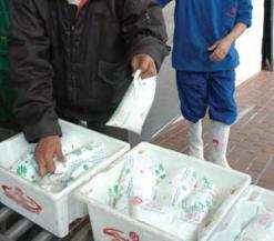 أسواق الولاية تعرف وفرة كبيرة في حليب البقر              تيزي وزو تنتج يوميا 420 ألف لتر  من الحليب المبستر