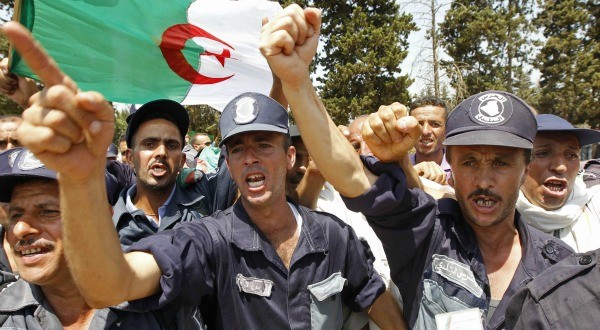 Les gardes communaux déposent une plainte contre le ministère du Travail