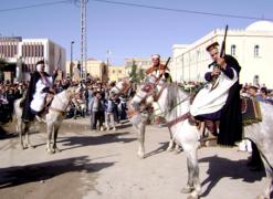 بعد حضورها المتميز في خنشلة               قافلة إليزي تشد الرحال نحو ولاية سكيكدة