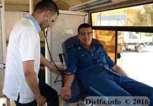 أمن ولاية الجلفة ينظم حملة للتبرع بالدم