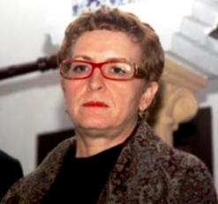 أحدهم أقدم على حرق نفسه تضامنا معها              تومي تنهي مهام مديرة دار الثقافة بخنشلة والعمال يعتصمون