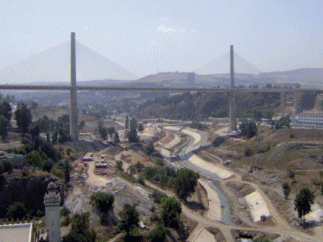L'entreprise brésilienne installe le chantier