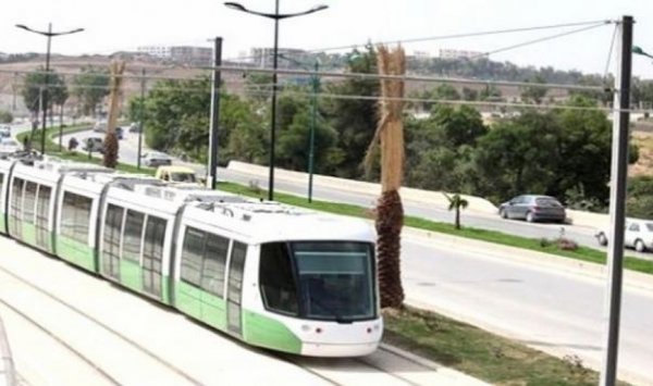 انطلاق التجارب الأولية لخط تراموي سيدي بلعباس