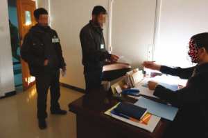 Les notaires déterrent  la hâche de guerre