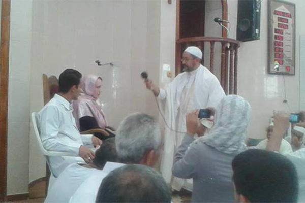 فرنسي وفرنسية يعتنقان الإسلام بعين التوتة بباتنة