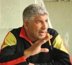 المدير الرياضي لشباب قسنطينة محمد بولحبيب لـ”الفجر”              “طوينا صفحة خزار ونركز على بقية اللقاءات في البطولة”