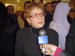 على خلفية ما أثارته “الفجر” حول جدوى التاريخ الجديد              تومي تعيد النظر في موعد الطبعة الرابعة لمهرجان الفيلم العربي بوهران