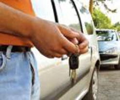 عوامل كثيرة جعلت منها ملاذا للمواطنين بقسنطينة  وفي عدة ولايات              سيارات “الكلوندستان“ تغزو بلدية ديدوش مراد