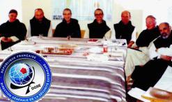 جنايات عنابة تدين 3 جواسيس جزائريين بـ 10 سنوات سجنا              المتهمون: “جندتنا فرنسا لتوريط الجيش في قضية اغتيال رهبان تبحيرين”