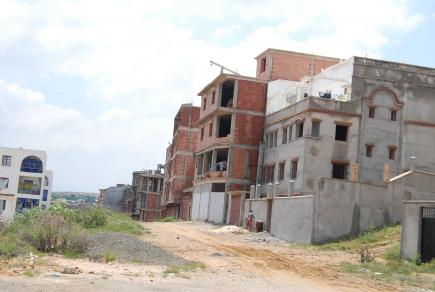 مدير التعمير يتوعد المتقاعسين بتسوية وضعيتهم قبل الفاتح أوت بمعسكر