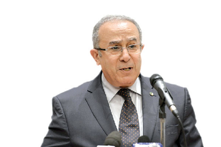 الجزائر متمسكة بمبدأ رفض الانقلابات