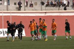 مغني وعبد المومن معاقبان              مولودية سعيدة تضع آخر اللمسات قبل مواجهة سوسطارة