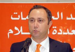 تتمنى حظا سعيدا لـ”الخضر”              “نجمة” حاضرة بعنابة.. وقبعات وأوشحة لأنصار الخضر