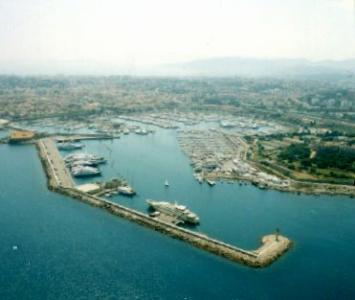 Planète - Protection du littoral méditerranéen: 'Beaucoup reste à faire', selon Cherif Rahmani