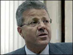 النقابات وصفت الأمر بمحاولة زعزعة القطاع والموسم الدراسي              تلاميذ النهائي بالعاصمة يحتجون على كثافة البرنامج