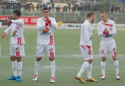 الشلف يعود إلى جو التحضيرات              الطاقم الفني لازال غير راض عن الخط الأمامي ويحذر من سوسطارة