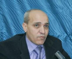 الرئيس نزار قد يستقيل غدا              لاعبو شباب باتنة في انتظار المستحقات