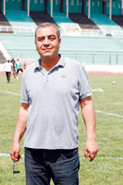 رئيس اتحاد بسكرة يتهم البلدية بالتقصير و المير يرد بالأرقام