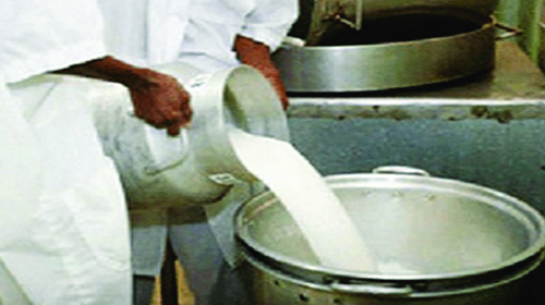 Comment arriver à l'autosuffisance quand 50% du lait consommé est importé par l'Etat '