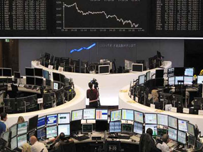 En attendant les banques centrales