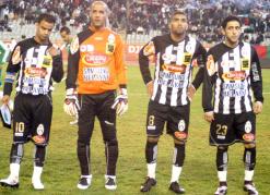 11 لاعبا من وفاق سطيف ضمن المنتخب الوطني المحلي 5 تقنيين لتدريب خمسة لاعبين فقط ...!