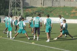 تربص تيبازة انطلق أمس              عمران لن يعود إلى رائد القبة  ومشكل الملعب يخلط أوراق المدرب مجاهد