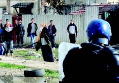 جرحى، موقوفون ورفض للسكنات نتيجة تحايل السلطات                عمليات ترحيل سكان العاصمة تنتهي والإحتجاجات متواصلة