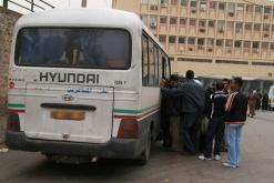 معظمهم يتزود بالوقود أثناء ساعات العمل              حافلات النقل الجماعي بالمدية تعبث بالمسافرين