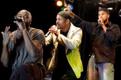 تحيي سلسلة من الحفلات بالعاصمة، تلمسان ووهران              الفرقة الأمريكية نايتيف دين بالجزائر من 26  إلى 28 سبتمبر