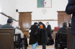 18 شهرا سجنا لمزوري العملة الصعبة في تلمسان