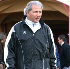 بورفع يحاول قطع الطريق على دميغة لدخول الشركة              مواسة الأقرب لتدريب مولودية قسنطينة