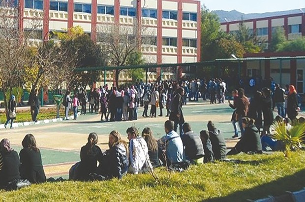 Les deux parties campent sur leurs positions