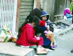 يستأجرونهم من أهاليهم المعوزين مقابل  200 إلى 250 دينار في اليوم              إحالة 19 متسولا على العدالة لتورطهم في تشغيل قصّر في وهران