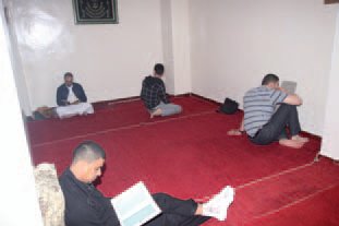 Le Cheikh Benyounès Aït Salem, à propos de Youm El-Ilm :« Ben Badis nous a laissé une consigne : instruisez-vous, aimez-vous et soyez tolérants les uns envers les autres ! » Le Cheikh Benyounès Aït Salem, à propos de Youm El-Ilm : 10