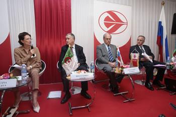 L'axe Alger-Moscou renaît de ses cendres